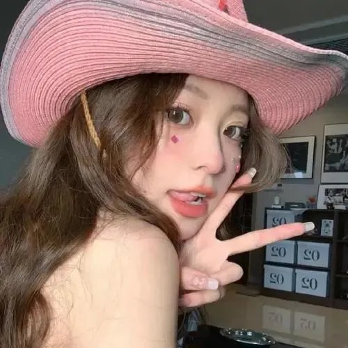 小鱼莉莉